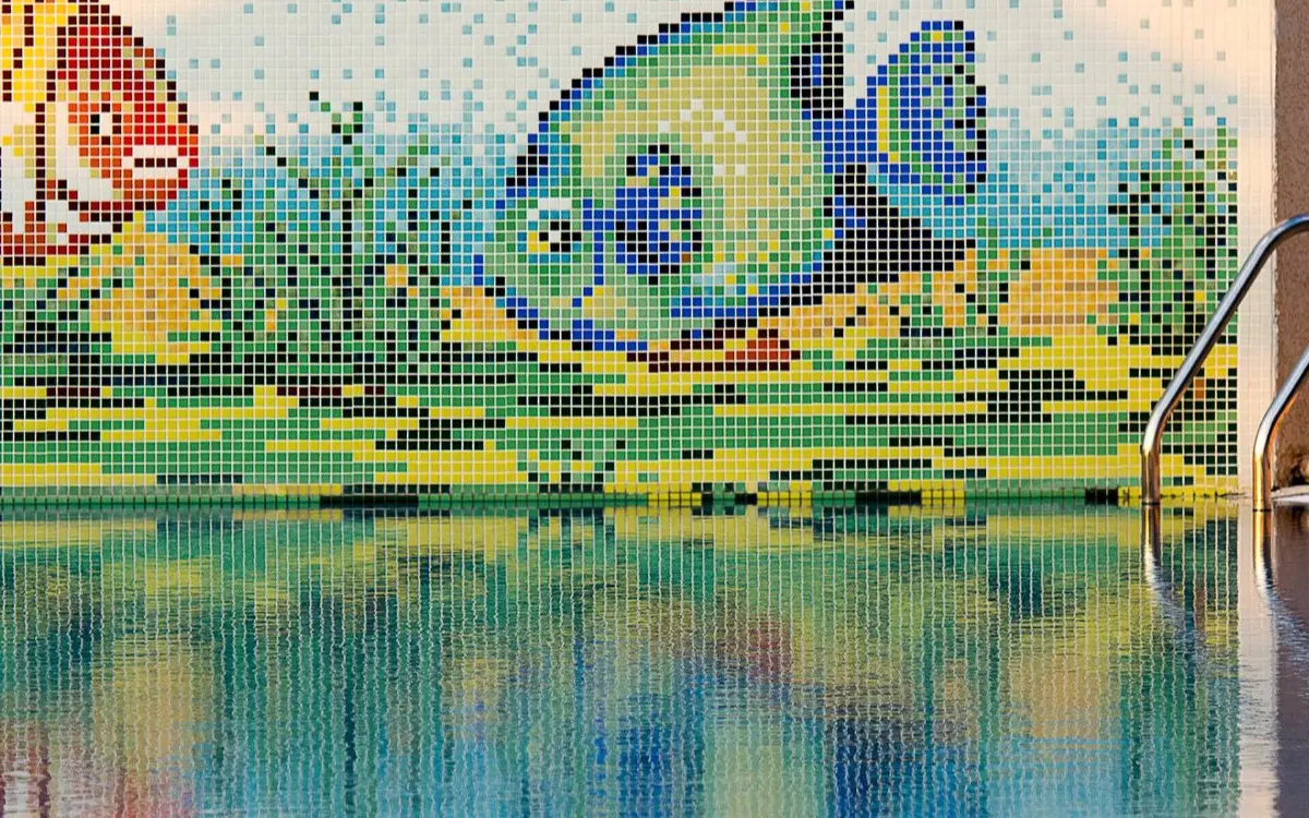 Piscine en mosaïque